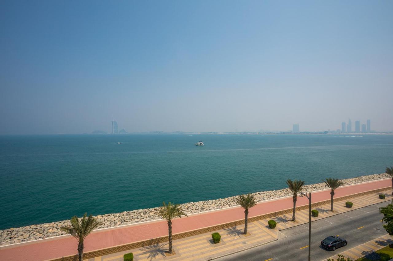Signature Living Resort Apartments With Private Beach And Laguna Pool , Palm Jumeirah Dubai Exterior photo